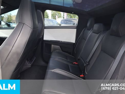 Used 2024 Tesla Cybertruck AWD Crew Cab image 20