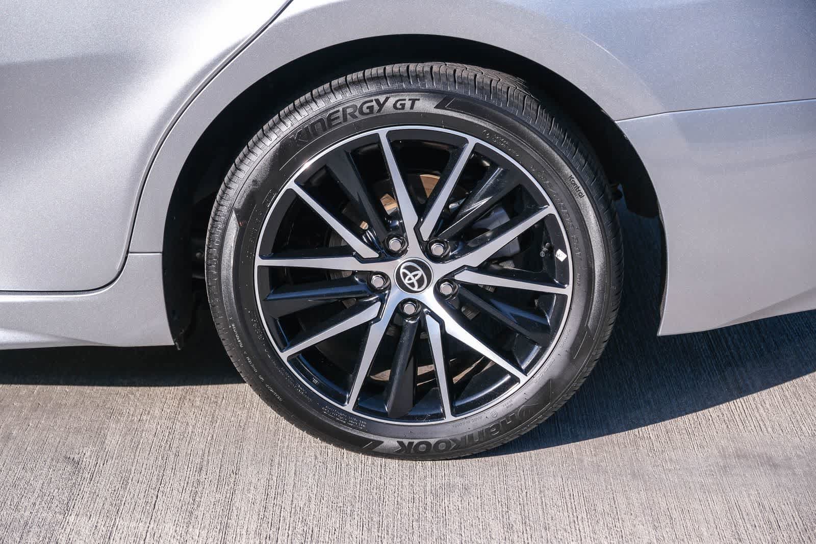 Certified 2024 Toyota Camry SE FWD image 9