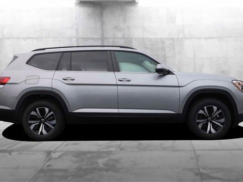 New 2026 Volkswagen Atlas SE image 5