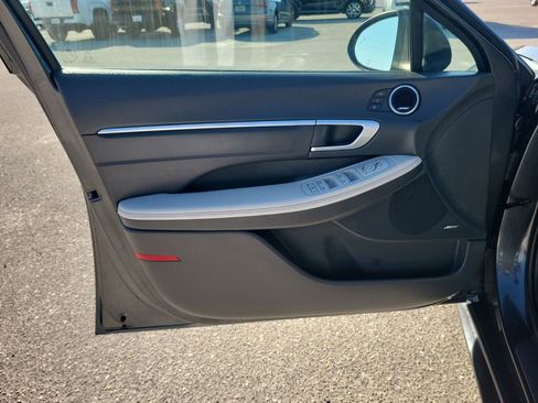 Used 2022 Hyundai Sonata Limited image 43