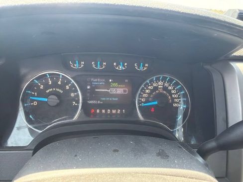 Used 2014 Ford F150 XLT w/ XLT Chrome Package RWD image 11