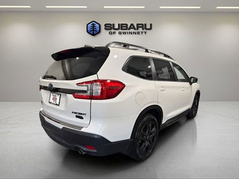 Certified 2025 Subaru Ascent Bronze Edition image 5