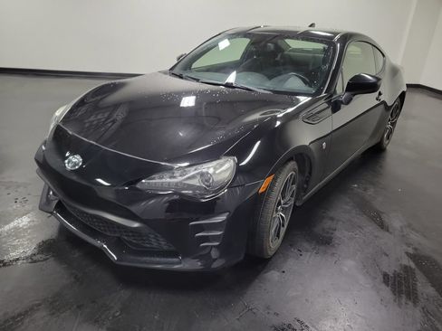 Used 2020 Toyota 86 RWD image 4