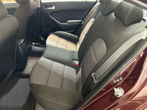 Used 2018 Kia Forte LX FWD image 5