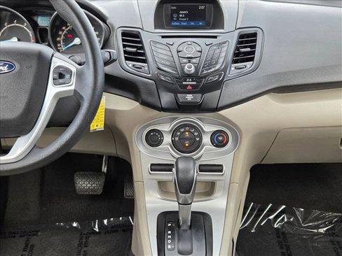 Used 2019 Ford Fiesta SE FWD image 14