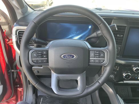 Used 2025 Ford F350 Lariat w/ Lariat Ultimate Package image 16