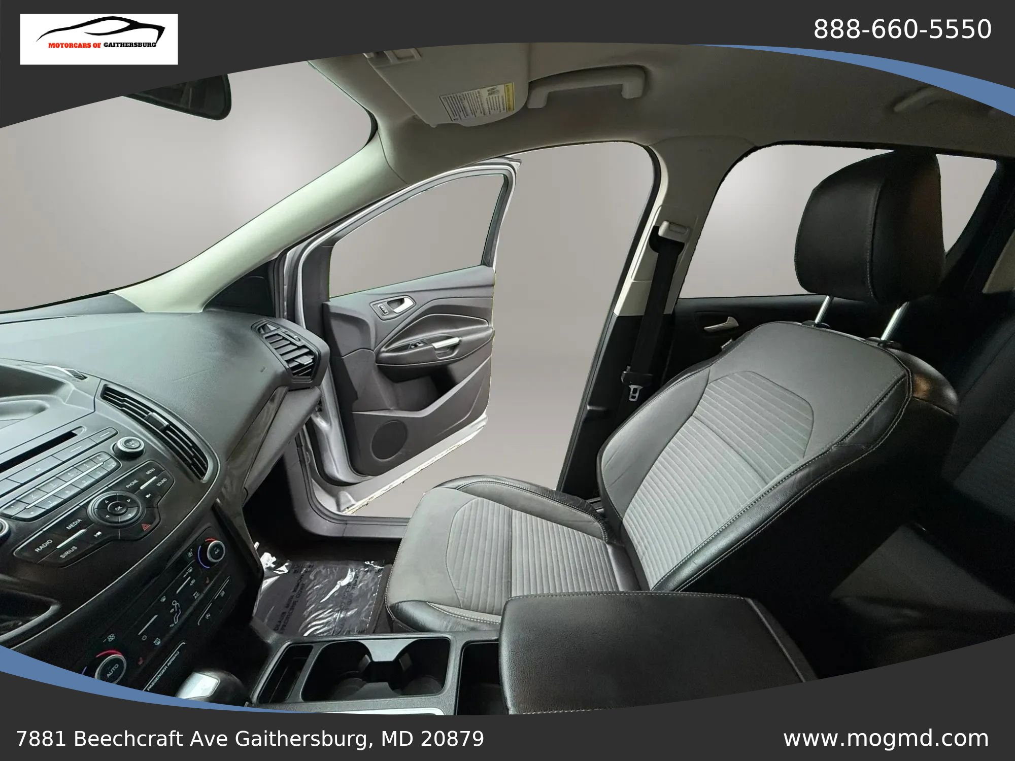 Used 2018 Ford Escape SE w/ SE Sport Appearance Package AWD/4WD image 17