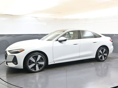 Used 2025 Audi A5 2.0T Premium Plus w/ Premium Plus image 2