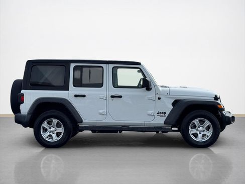 Used 2021 Jeep Wrangler Unlimited Sport image 8