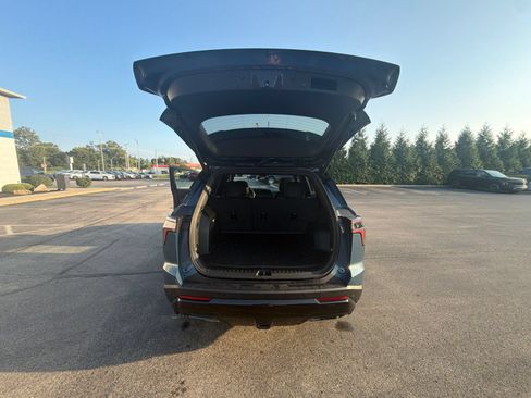 Used 2025 Chevrolet Equinox RS AWD/4WD image 26