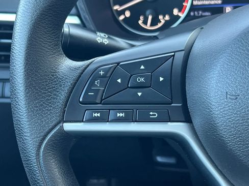 Used 2022 Nissan Altima 2.5 SV image 24