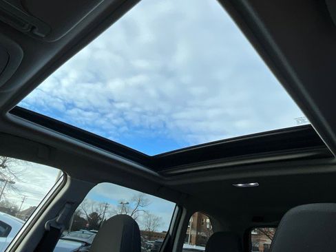 Used 2022 Subaru Forester Premium image 18