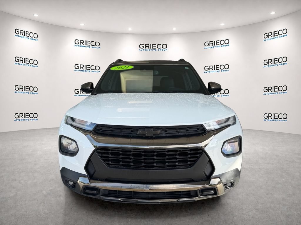 Used 2021 Chevrolet TrailBlazer ACTIV w/ Sun and Liftgate Package FWD image 2