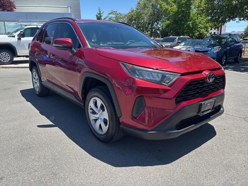 Used 2021 Toyota RAV4 LE AWD/4WD image 8