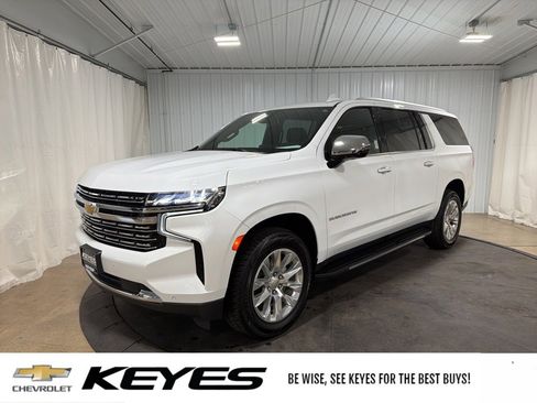 Certified 2023 Chevrolet Suburban Premier image 1