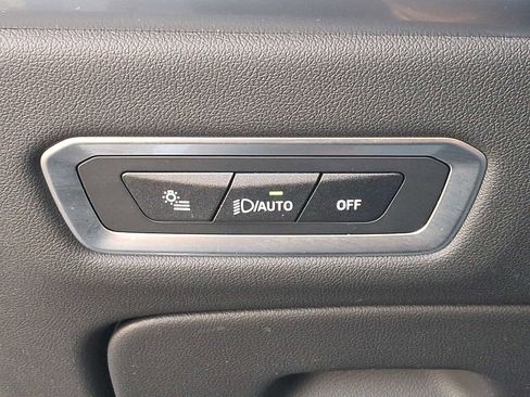 Certified 2025 BMW X7 xDrive40i w/ Premium Package image 26