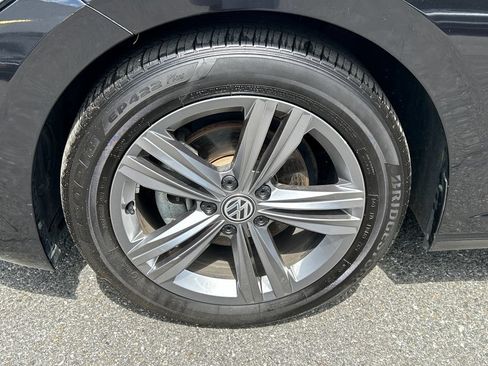 Used 2021 Volkswagen Jetta R-Line FWD image 8