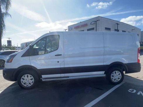 Used 2024 Ford Transit 250 Low Roof w/ Exterior Upgrade Package image 5