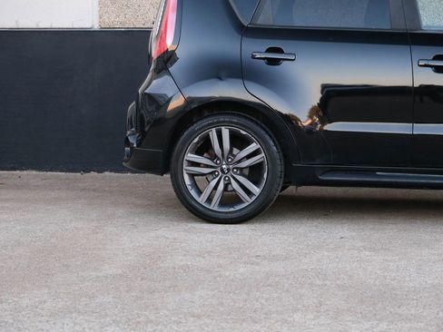 Used 2016 Kia Soul + w/ Tarmac Special Edition image 12