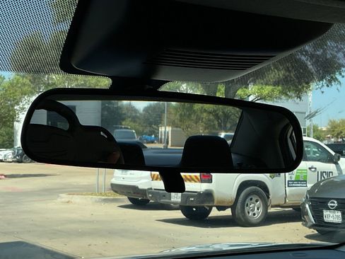 Used 2025 Nissan Sentra SV image 26