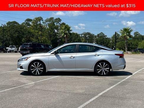 Used 2019 Nissan Altima 2.5 SR FWD image 2