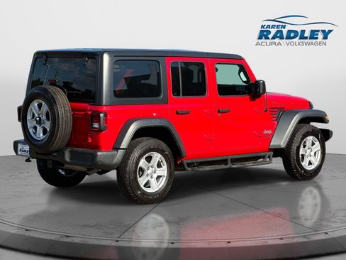 Used 2018 Jeep Wrangler Unlimited Sport S AWD/4WD image 2
