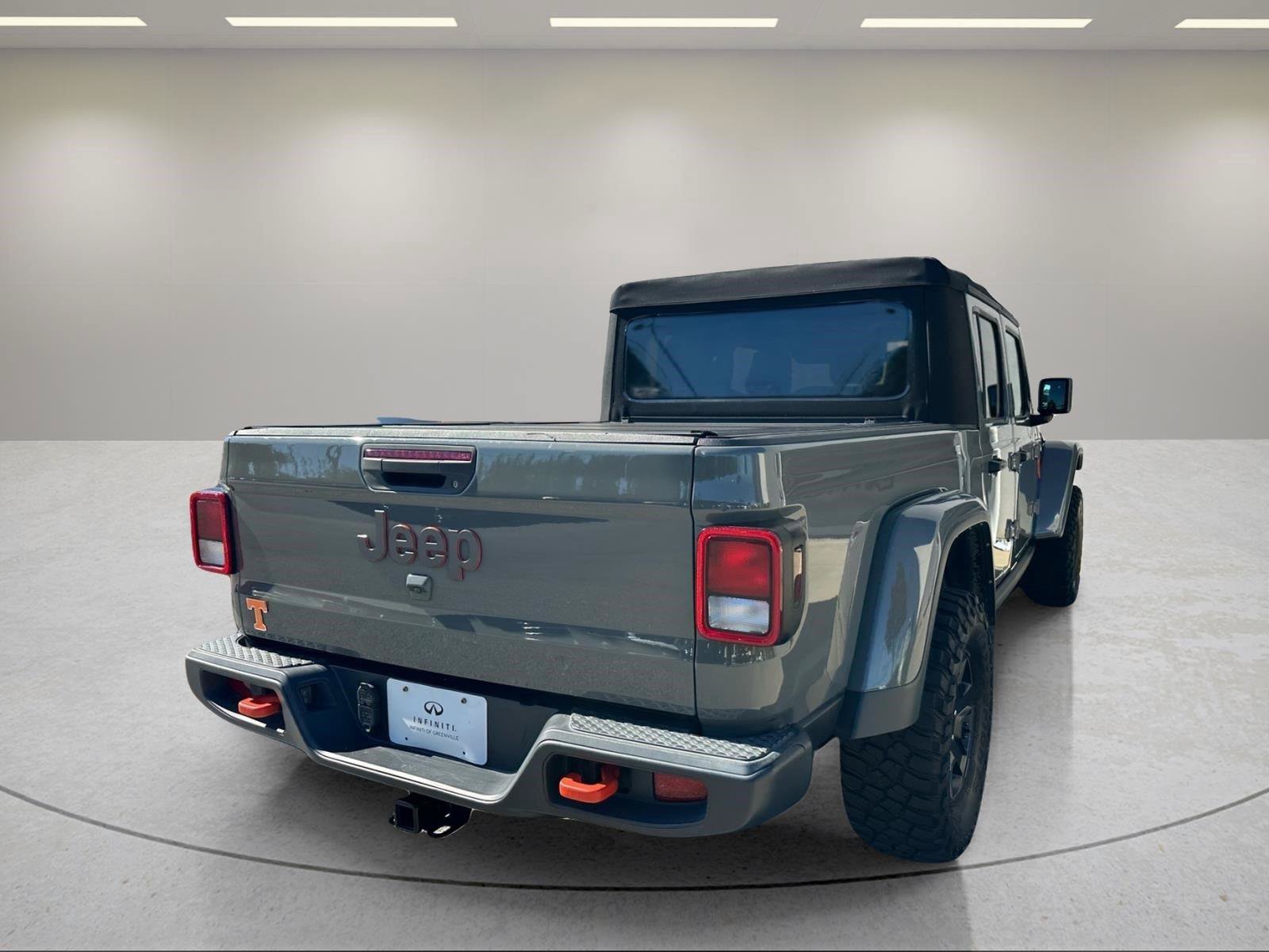 Used 2022 Jeep Gladiator Mojave w/ Cold Weather Group AWD/4WD image 14