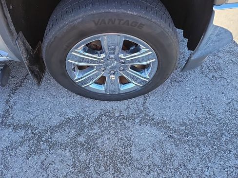 Used 2017 GMC Sierra 1500 SLT image 11