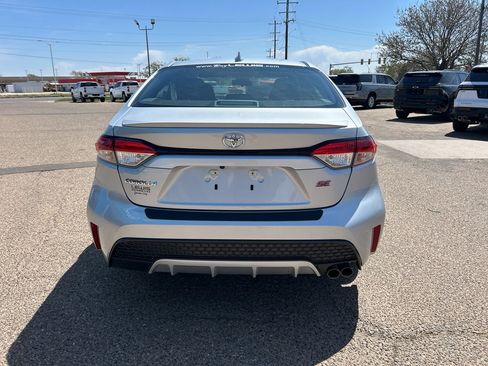 Used 2022 Toyota Corolla SE w/ SE Premium Package image 24