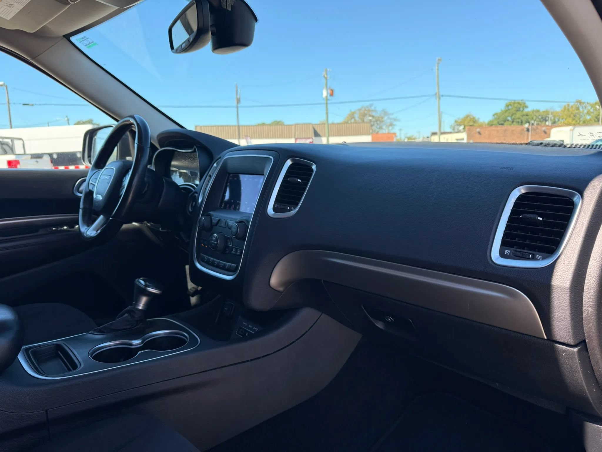 Used 2019 Dodge Durango SXT AWD/4WD image 30