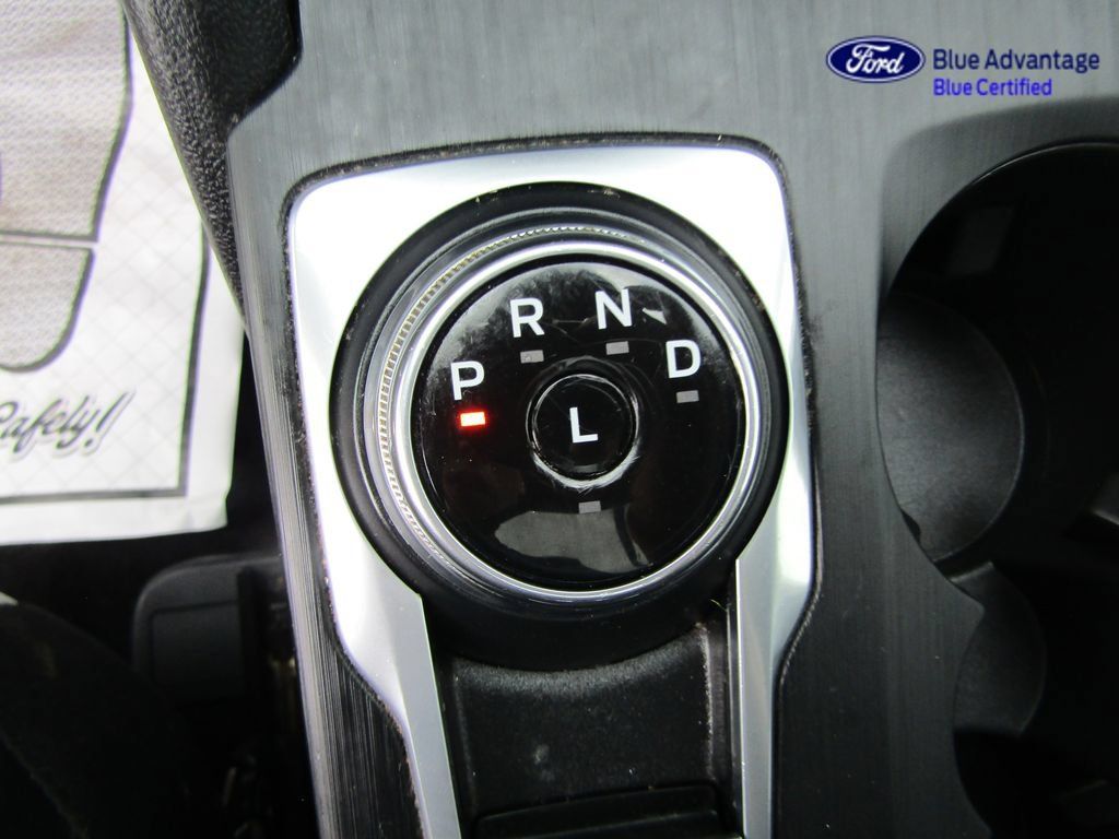 Certified 2025 Ford Escape ST-Line w/ Tech Pack #1 AWD/4WD image 43