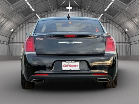 Used 2016 Chrysler 300 S w/ 300S Premium Group image 6