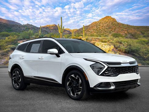 Certified 2025 Kia Sportage SX FWD image 2