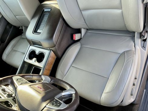 Used 2017 GMC Sierra 1500 SLT w/ SLT Premium Package image 38