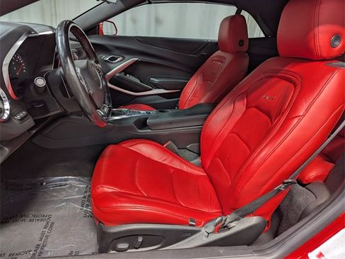 Used 2020 Chevrolet Camaro SS image 11