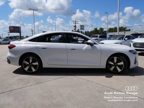 Used 2025 Audi A5 2.0T Premium w/ Premium Plus AWD/4WD image 6