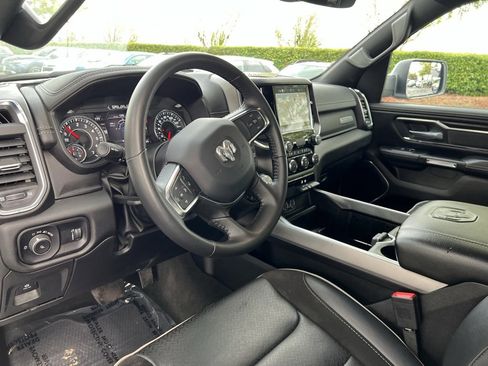 Used 2024 RAM 1500 Laramie image 13