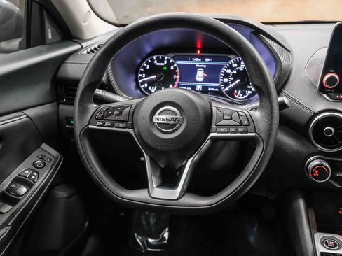 Used 2023 Nissan Sentra SV FWD image 19