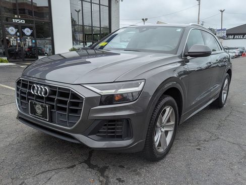 Used 2019 Audi Q8 Premium AWD/4WD image 2
