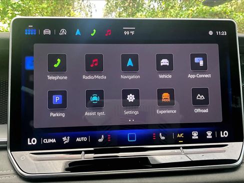 Certified 2025 Volkswagen Tiguan SE R-Line AWD/4WD image 35
