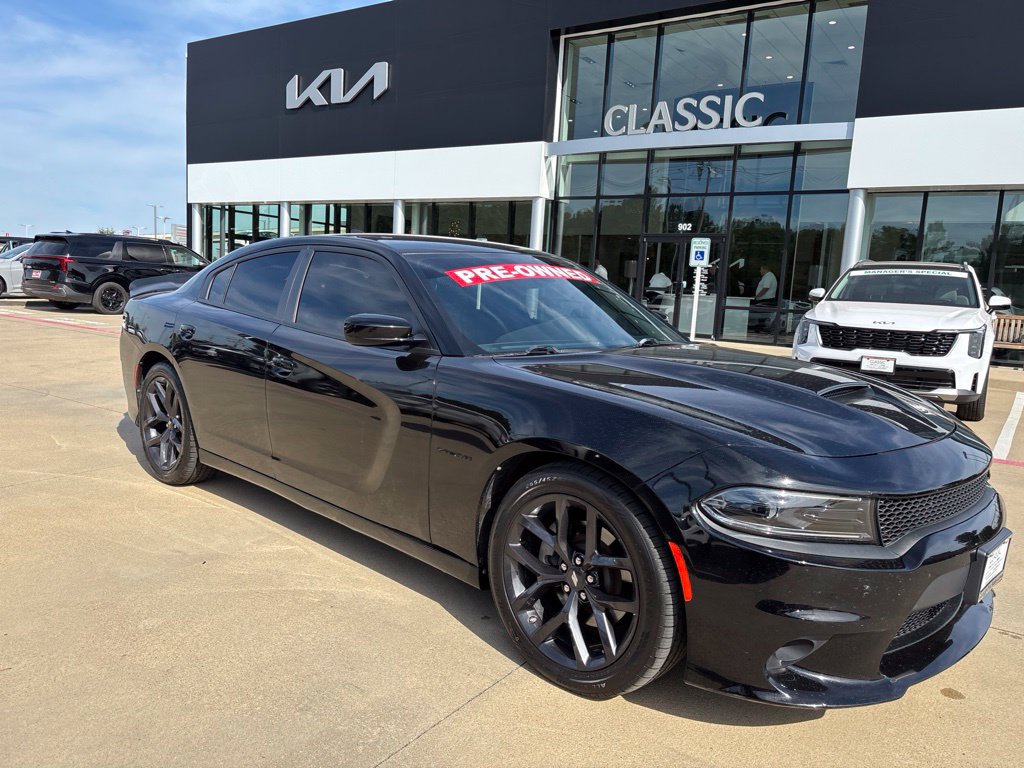 Used 2022 Dodge Charger R/T w/ Blacktop Package RWD image 1