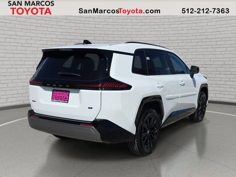 Used 2026 Toyota RAV4 SE FWD image 6