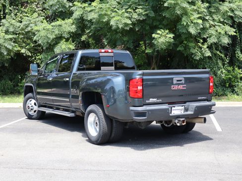 Used 2017 GMC Sierra 3500 Denali w/ Duramax Plus Package AWD/4WD image 8