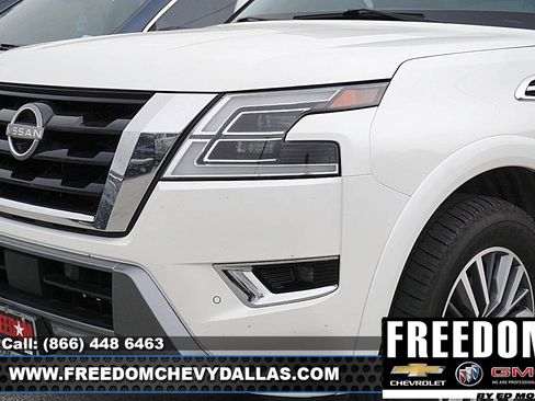 Used 2024 Nissan Armada SL w/ Captain's Chairs Package RWD image 6