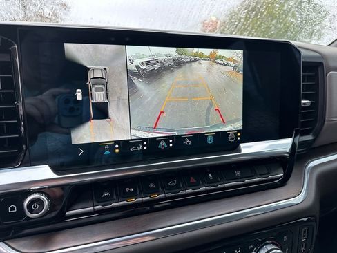 Used 2022 GMC Sierra 1500 SLT w/ SLT Premium Plus Package image 27