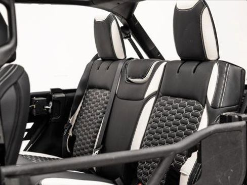 Used 2026 Jeep Wrangler Unlimited Sport image 31