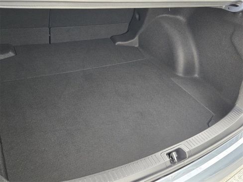 Used 2023 Toyota Corolla LE image 17