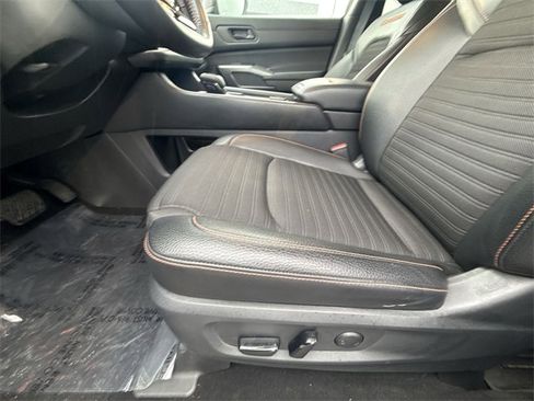 Certified 2024 Nissan Pathfinder Rock Creek image 12