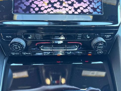 New 2025 Jeep Grand Cherokee L Altitude image 17