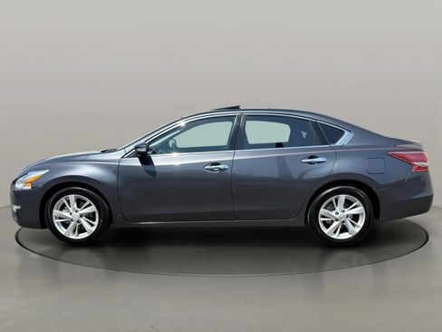 Used 2013 Nissan Altima 2.5 SV w/ 2.5SV Convenience Pkg FWD image 4